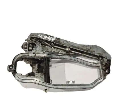Front door exterior handle/bracket