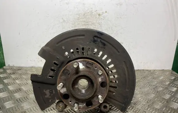 KIA Sorento Front wheel hub