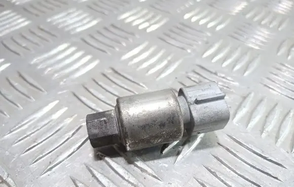 Air conditioning (A/C) pressure sensor