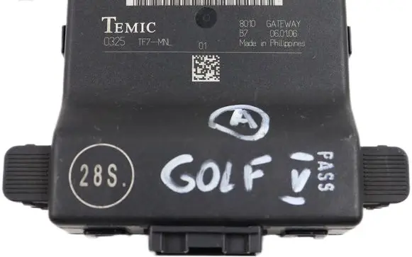 Volkswagen Golf V Gateway control module 1K0907530F 1K0907951