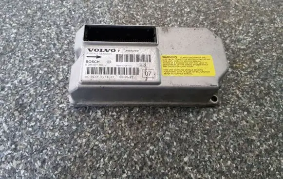 Volvo XC90 Airbag control unit/module P3073751