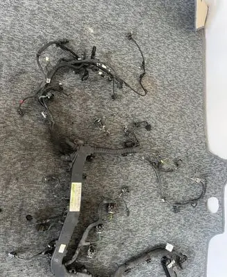 Mercedes-Benz C W204 Engine installation wiring loom 124TY