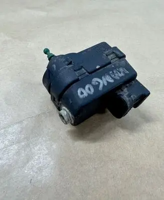 Renault Kangoo I Headlight level adjustment motor 7700424223