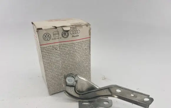Volkswagen Fox Engine bonnet/hood hinges 5Z0823301A