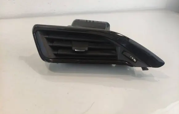 Peugeot 208 Dash center air vent grill 9633131777CAREWAY