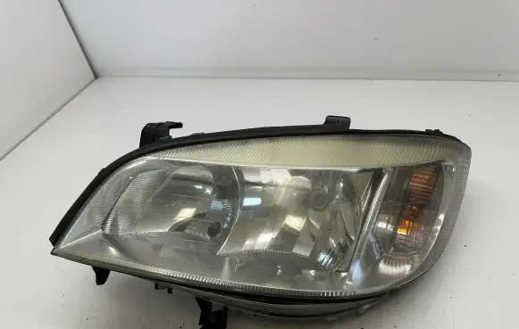 Opel Zafira A Headlight/headlamp 90582021 67716811