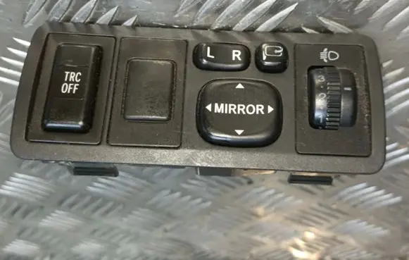 Toyota Avensis T250 A set of switches 183575