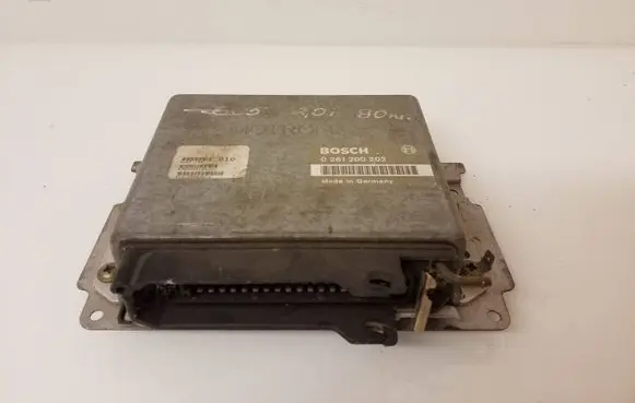 Peugeot 605 Engine control unit/module 0261200202