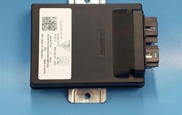 Porsche Panamera (971) Torque split ecu control unit/module 971927771F