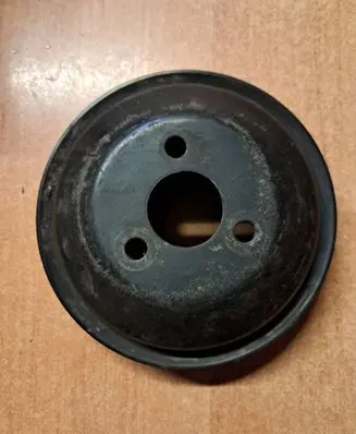 Mercedes-Benz E W124 Power steering pump pulley 1112300015