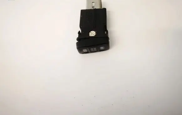 Toyota Avensis Verso Seat heating switch 191333