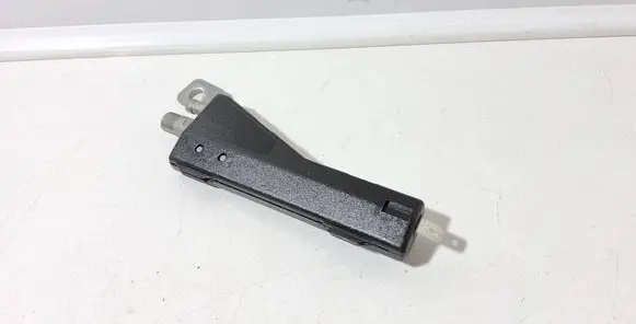 Mercedes-Benz A W168 Aerial antenna amplifier 1688200289