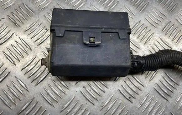 Opel Vectra B Fuse box set 24437030