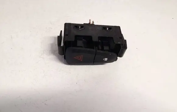 Dacia Sandero Hazard light switch e3160601