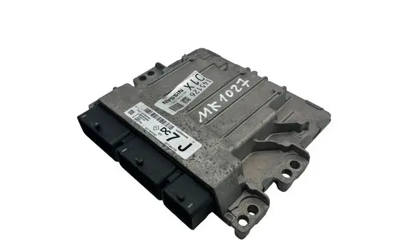 Nissan Qashqai Engine control unit/module 23710HV70C A2829004400