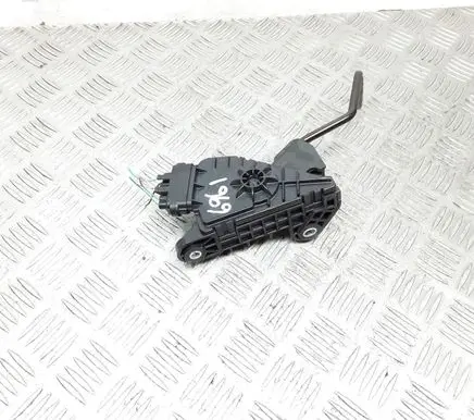 Lexus GS 300 350 430 450H Accelerator throttle pedal 7812030A00 1988003180