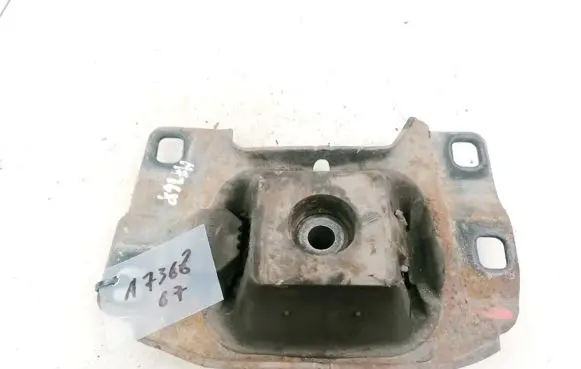 Mazda 3 I Engine mount bracket 3N617M121HA 3N61-7M121-HA