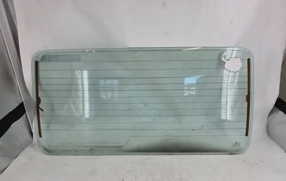 Hyundai Galloper Rear windscreen/windshield window 43R001235