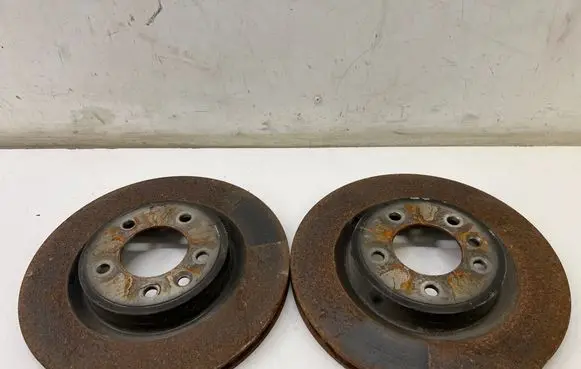 Land Rover Discovery 5 Rear brake disc