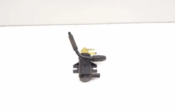 Mercedes-Benz E W212 Turbo solenoid valve A0091533128