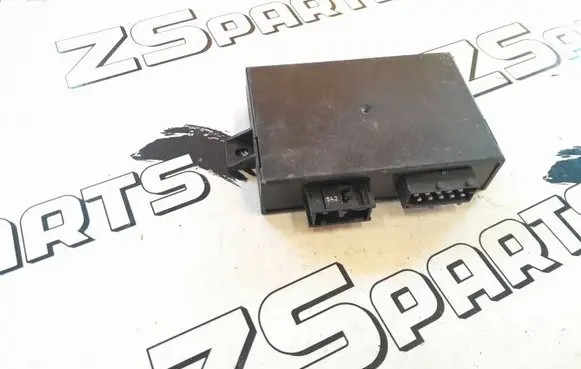 BMW 5 E34 Comfort/convenience module 61358351669 55692110 8351669