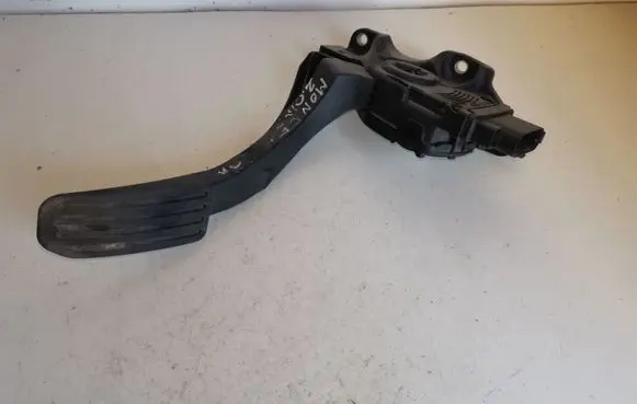 Ford Mondeo MK IV Accelerator throttle pedal 6G929F836SC