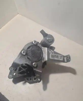 BMW 5 E60 E61 Power steering pump 7735242