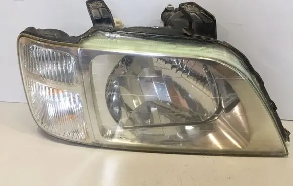 Honda CR-V Headlight/headlamp
