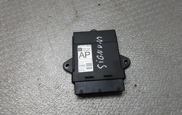 Opel Signum Door control unit/module 1311459