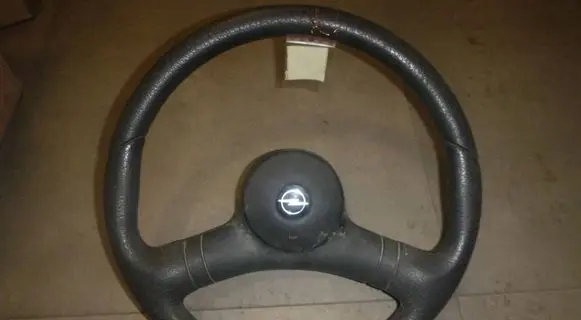 Opel Corsa B Steering wheel 