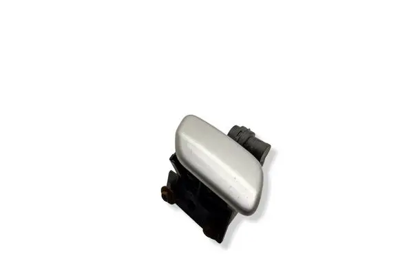Toyota Auris 150 Headlight washer spray nozzle 30828