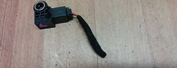 Citroen C4 Grand Picasso Airbag deployment crash/impact sensor 9800395680 14097MEC002T 626527400