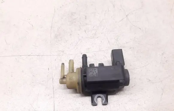 Audi A1 Turbo solenoid valve 1K0906627B 4011464A 36855