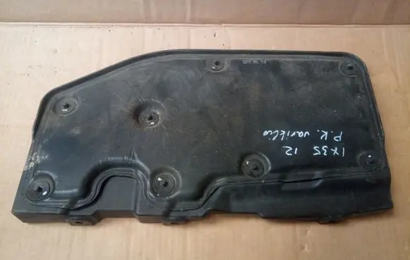 Hyundai ix35 Engine splash shield/under tray