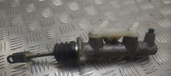 Lexus RX 330 - 350 - 400H Clutch master cylinder 3L50010850351