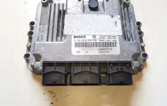 Renault Megane II Engine control unit/module 0281012589 8200527725 8200527756