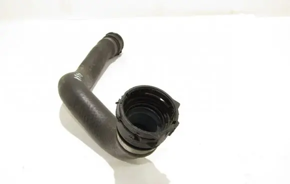 BMW 7 E65 E66 Engine coolant pipe/hose