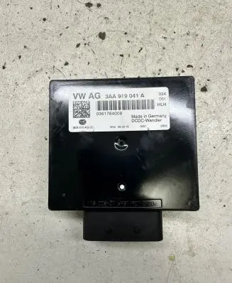 Volkswagen Touran II Other control units/modules 3AA919041A 8ES01045220