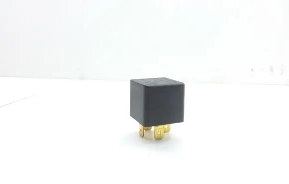 Jaguar XJ X40 Other relay 00351033