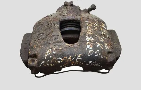 Renault Megane II Front brake caliper