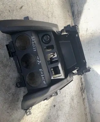 Mitsubishi ASX Climate control/heater control trim 