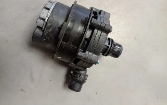 Mercedes-Benz EQS X296 Water pump A0005003700 0005003700 Q00522240110897