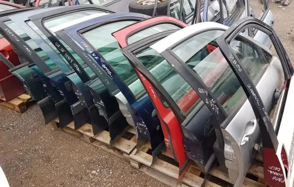 Renault Laguna I Front door
