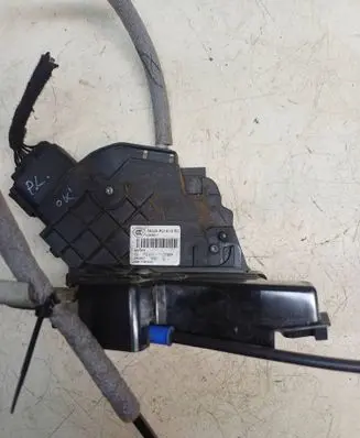 Ford Mondeo MK IV Front door lock 6M2AR21813EC A048317 7S71A21979AB