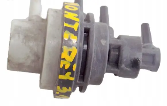 Opel Monterey Valve vacuum 