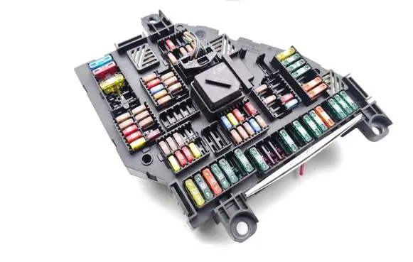 BMW 5 F10 F11 Fuse module 9234424 217033451 923442401