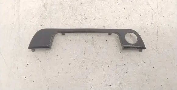 BMW 5 E34 Front door handle cover 51211928205