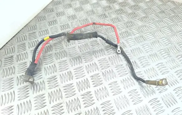 Volkswagen Passat Alltrack Positive cable (battery)
