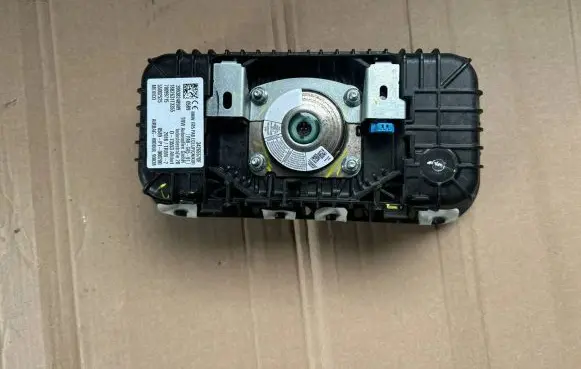 BMW X5 G05 Passenger airbag 39938248909 70099715 18B2631T3355