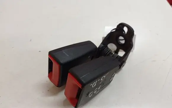 Ford Focus Rear seatbelt buckle A613K21AA